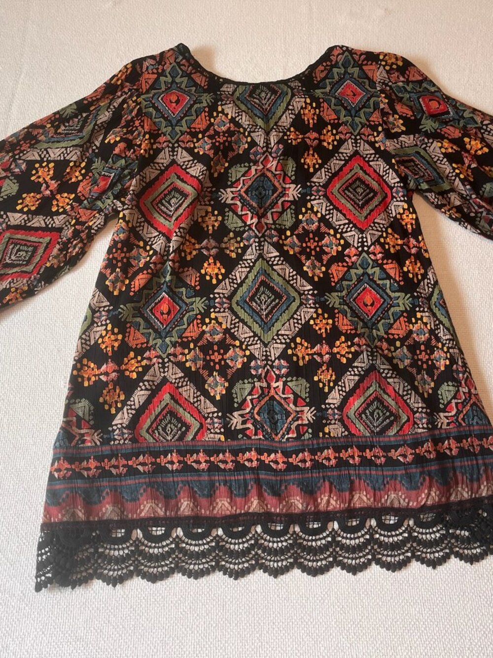 Back In The Saddle Boho Tribal Print Lace Hem Tunic Top Women's Medium Rayon - Picture 7 of 7